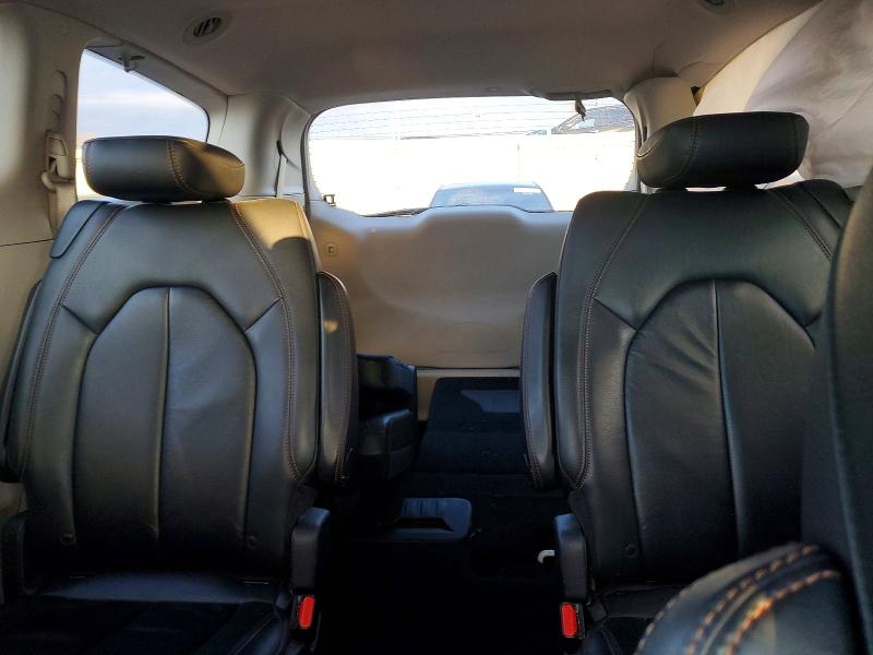 Photo 10 from auction – 2017 CHRYSLER PACIFICA T with VIN 2C4RC1BG3HR533928