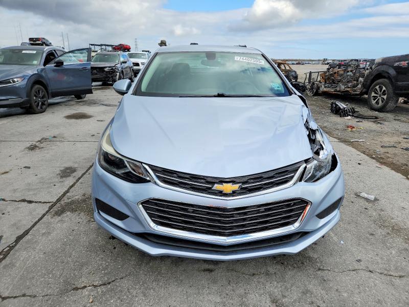 Photo 5 from auction – 2017 CHEVROLET CRUZE with VIN 1G1BE5SM0H7214103