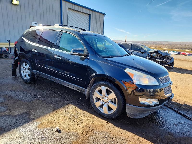 Photo 4 from auction – 2011 CHEVROLET TRAVERSE L with VIN 1GNKVLED9BJ305752