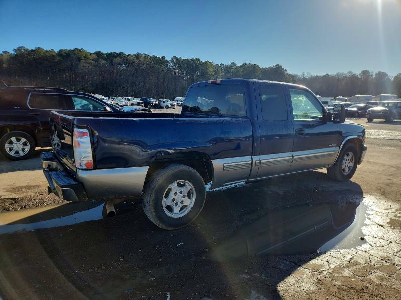 Photo 3 from auction – 1999 CHEVROLET SILVERADO with VIN 2GCEC19T3X1232090