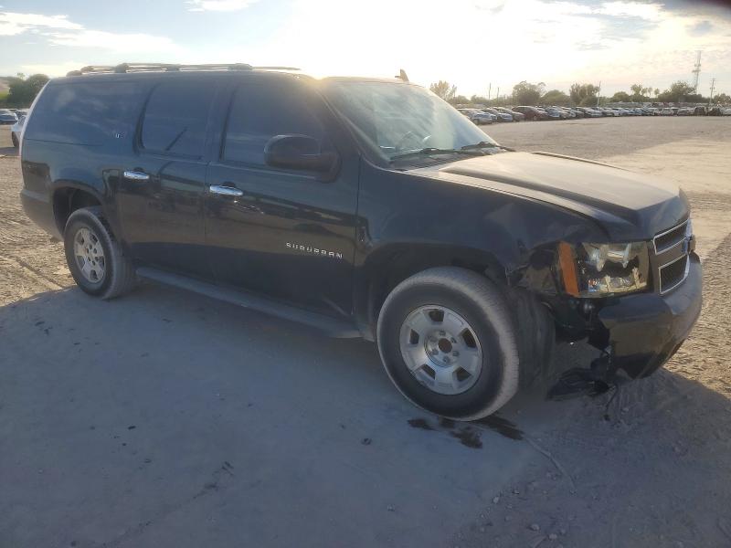 Photo 4 from auction – 2011 CHEVROLET SUBURBAN with VIN 1GNSCJE04BR385230