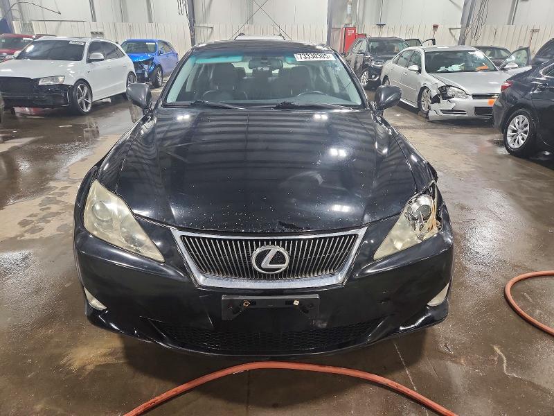 Photo 5 from auction – 2007 LEXUS IS with VIN JTHCK262272011106