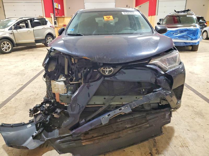 Photo 5 from auction – 2018 TOYOTA RAV4 LE with VIN JTMBFREV0JJ737890