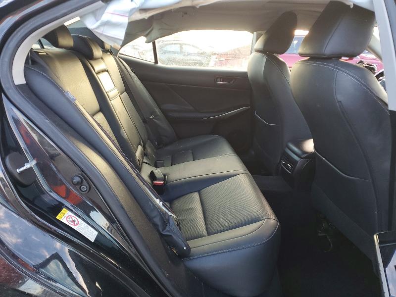 Photo 10 from auction – 2017 LEXUS IS 200T with VIN JTHBA1D20H5040809