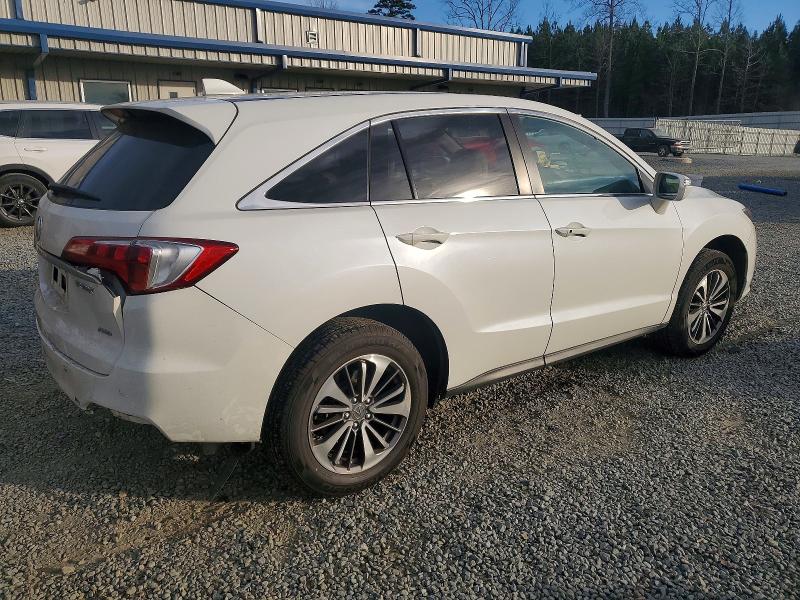 Photo 3 from auction – 2017 ACURA RDX with VIN 5J8TB4H76HL035704