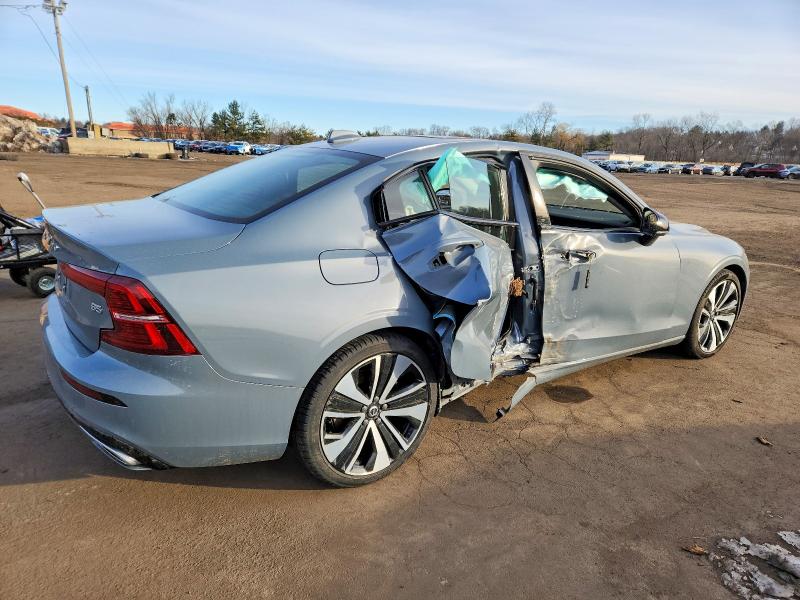 Photo 3 from auction – 2022 VOLVO S60 with VIN 7JRL12FZ6NG155941