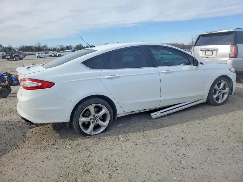 Photo 3 from auction – 2016 FORD FUSION SE with VIN 3FA6P0H70GR288335