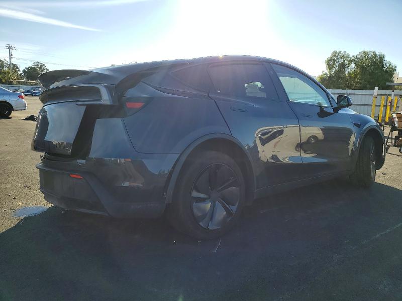 Photo 3 from auction – 2026 TESLA MODEL Y with VIN 7SAYGDED9TF542319