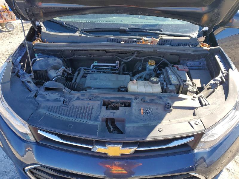 Photo 12 from auction – 2018 CHEVROLET TRAX with VIN 3GNCJPSB3JL377645
