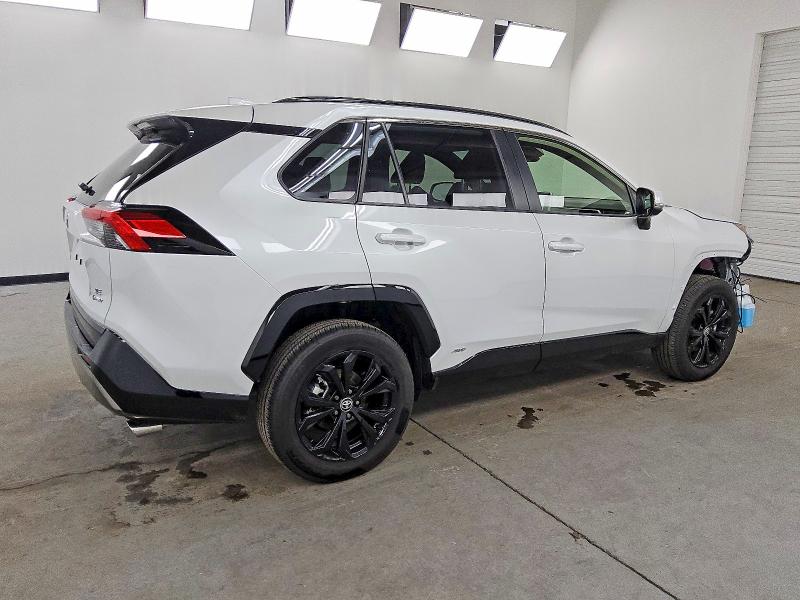 Photo 3 from auction – 2025 TOYOTA RAV4 SE with VIN JTM16RFV5SJ083822