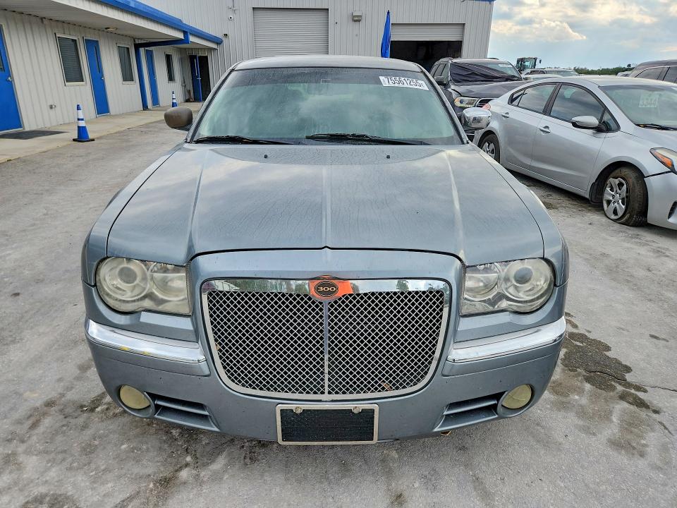 Photo 5 from auction – 2006 CHRYSLER 300C with VIN 2C3LA63H26H309220