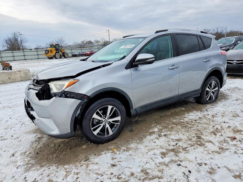 TOYOTA RAV4 XLE 2016 with VIN 2T3RFREV6GW521941 - Photo from auction