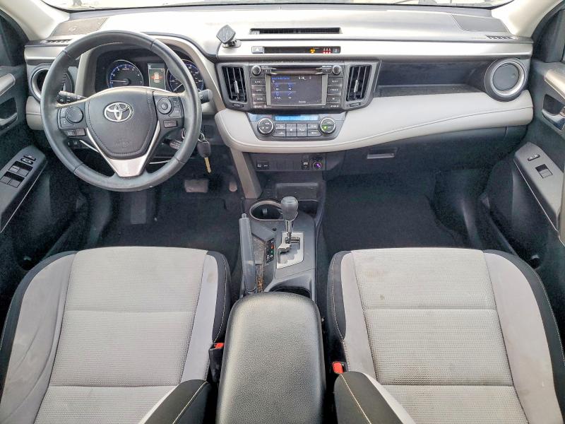 Photo 8 from auction – 2017 TOYOTA RAV4 XLE with VIN 2T3RFREV8HW564789