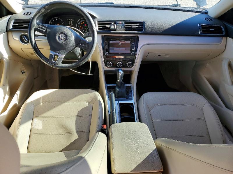 Photo 8 from auction – 2012 VOLKSWAGEN PASSAT SE with VIN 1VWBH7A35CC032204