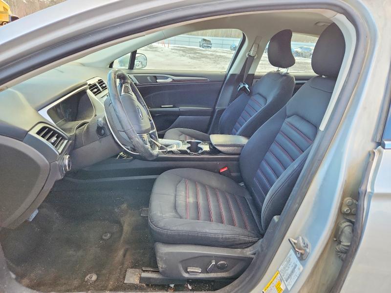 Foto 7 de la subasta – 2016 FORD FUSION SE con VIN 3FA6P0T92GR320436