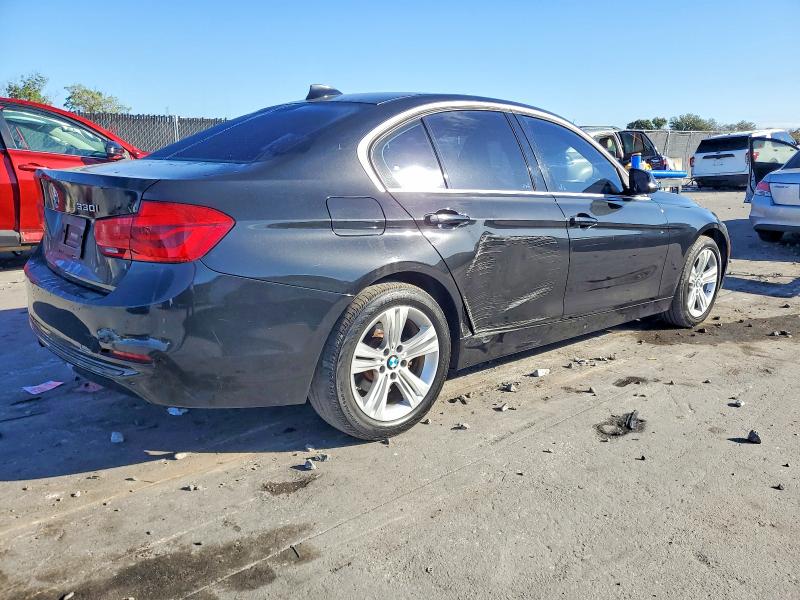 Photo 3 from auction – 2017 BMW 330 I with VIN WBA8B9G38HNU53618