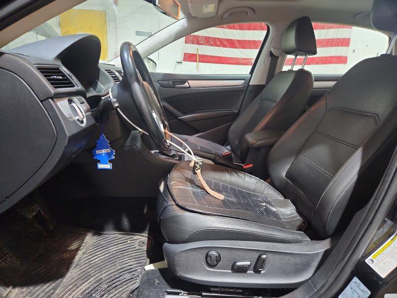 Photo 7 from auction – 2012 VOLKSWAGEN PASSAT SE with VIN 1VWBP7A39CC042138