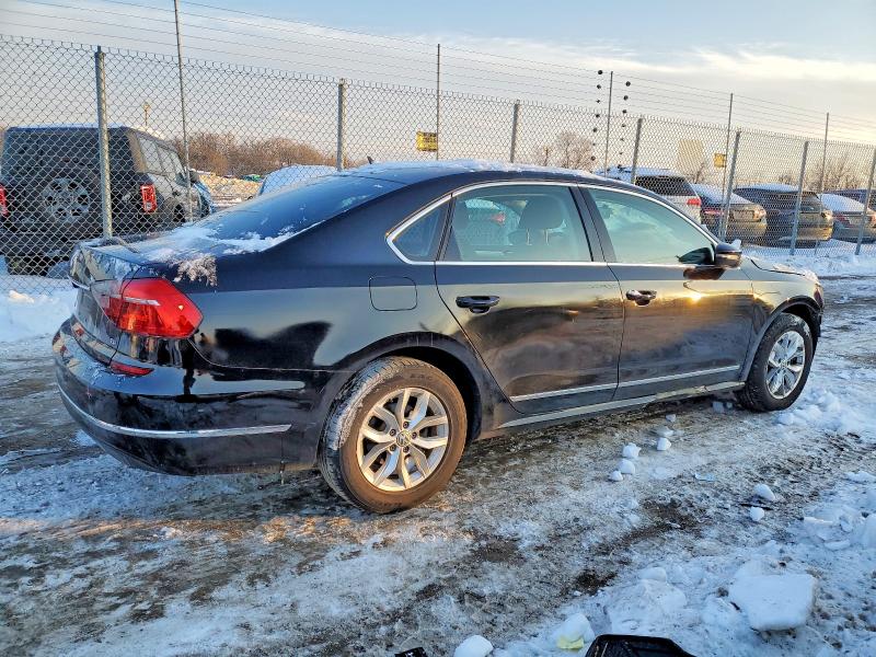 Photo 3 from auction – 2016 VOLKSWAGEN PASSAT S with VIN 1VWAT7A31GC030983