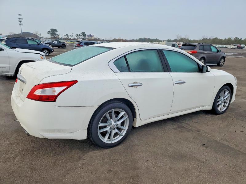 Photo 3 from auction – 2010 NISSAN MAXIMA S with VIN 1N4AA5APXAC828296