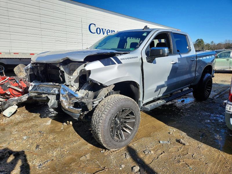 CHEVROLET SILVERADO 2019 with VIN 1GCUYDED6KZ354066 - Photo from auction