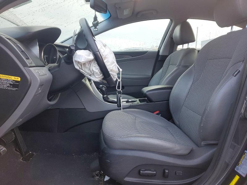 Photo 7 from auction – 2013 HYUNDAI SONATA SE with VIN 5NPEC4AB0DH505128