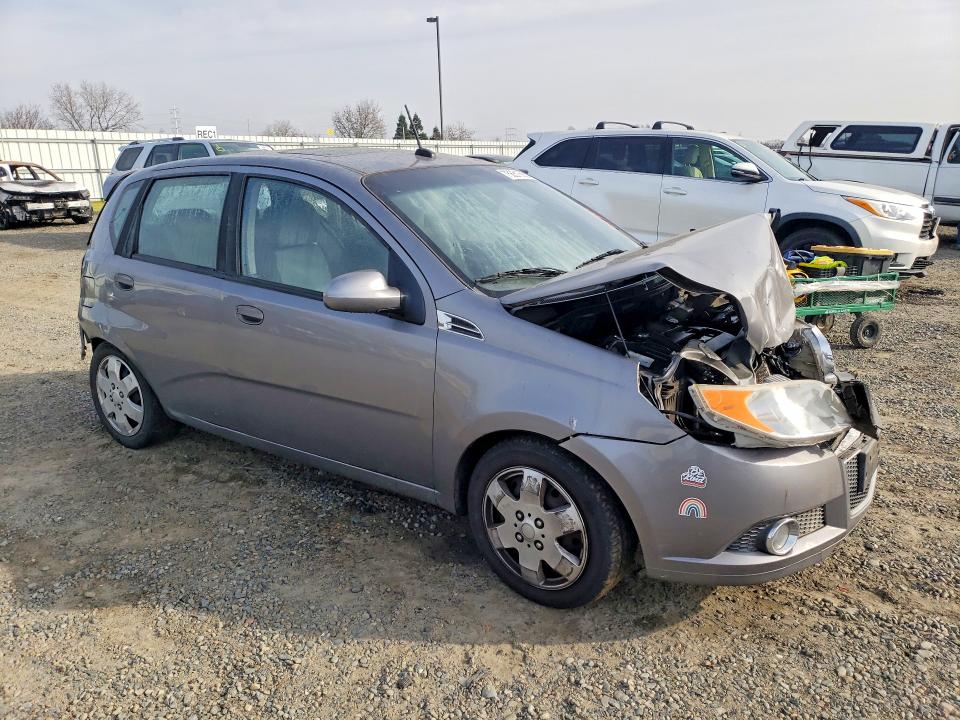Photo 4 from auction – 2010 CHEVROLET AVEO with VIN KL1TG6DE3AB044721