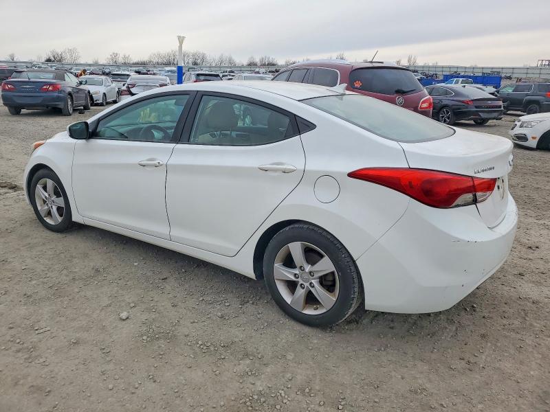Photo 2 from auction – 2013 HYUNDAI ELANTRA GL with VIN 5NPDH4AE2DH436627
