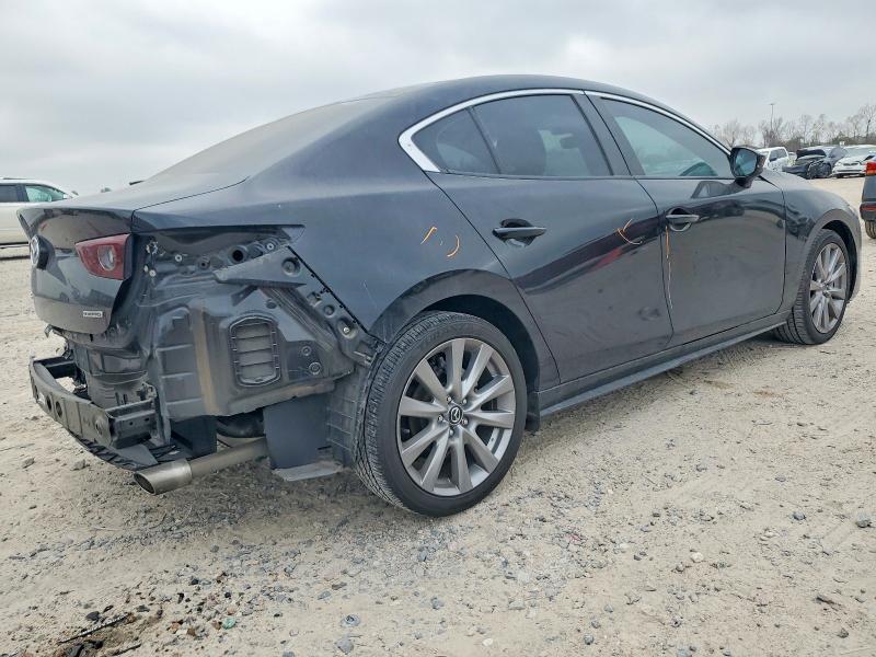 Photo 3 from auction – 2023 MAZDA 3 with VIN 3MZBPABM8PM361331