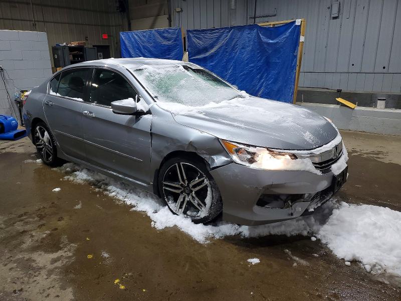 Photo 4 from auction – 2017 HONDA ACCORD SPO with VIN 1HGCR2F57HA178819