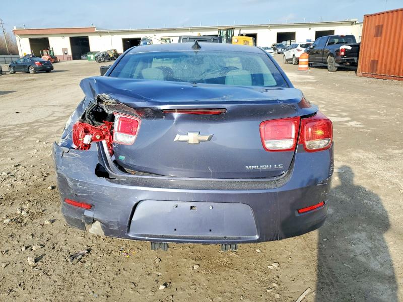 Photo 6 from auction – 2015 CHEVROLET MALIBU with VIN 1G11B5SL8FF127550
