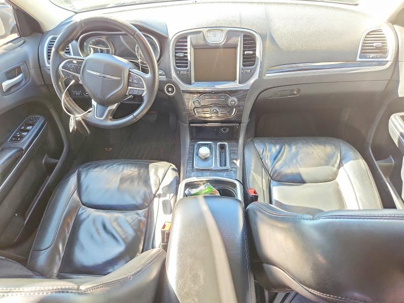 Photo 8 from auction – 2016 CHRYSLER 300 LIMITE with VIN 2C3CCAAG0GH313470