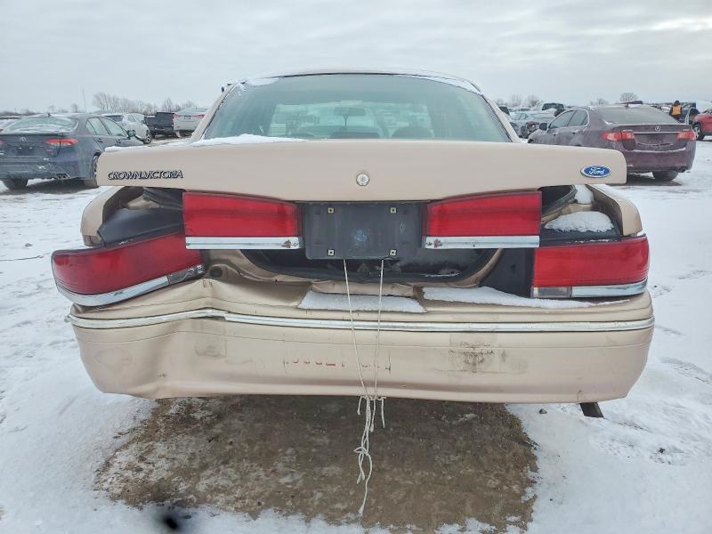 Photo 6 from auction – 1996 FORD CROWN VICT with VIN 2FALP73W0TX174812