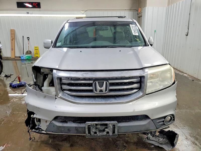 Photo 5 from auction – 2012 HONDA PILOT TOUR with VIN 5FNYF4H90CB042489