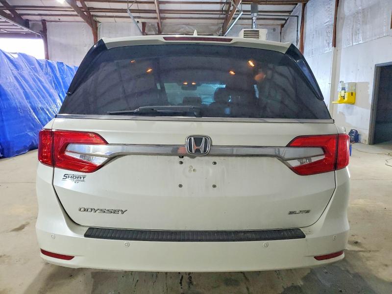 Photo 6 from auction – 2018 HONDA ODYSSEY with VIN 5FNRL6H94JB008092