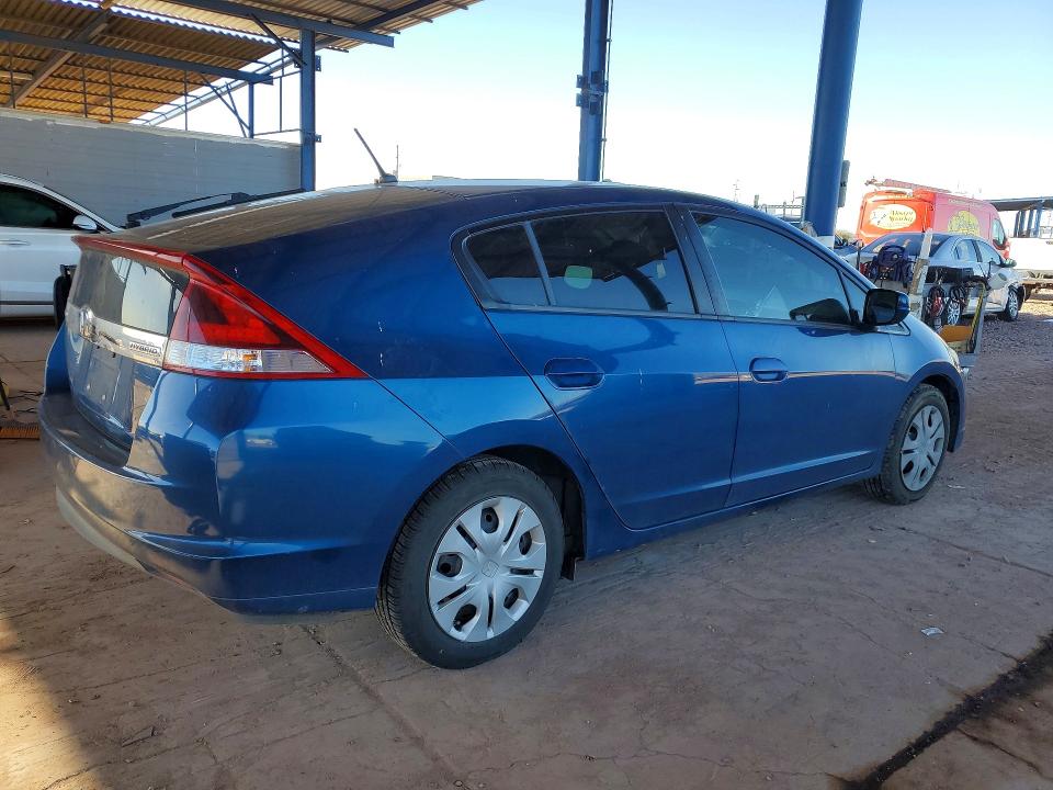 Photo 3 from auction – 2013 HONDA INSIGHT with VIN JHMZE2H33DS005513