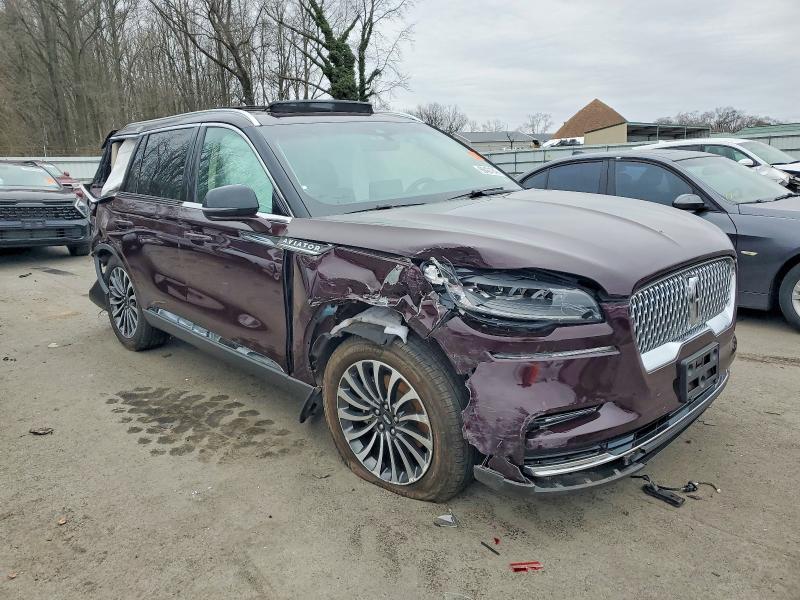 Photo 4 from auction – 2023 LINCOLN AVIATOR with VIN 5LM5J6XC5PGL04246