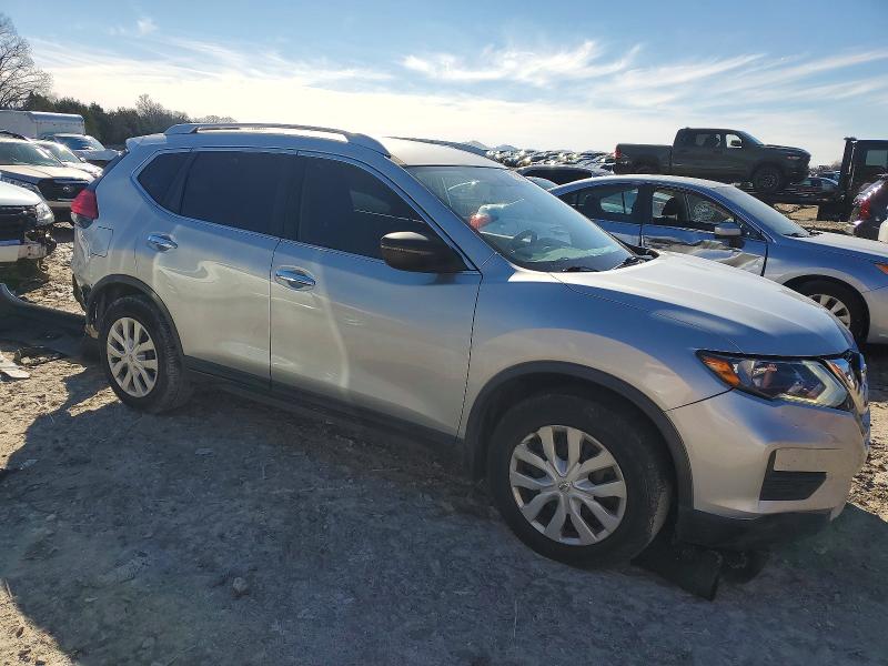 Photo 4 from auction – 2017 NISSAN ROGUE S with VIN JN8AT2MT7HW136604
