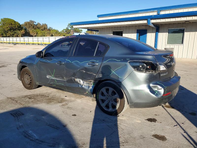 Photo 2 from auction – 2013 MAZDA 3 I with VIN JM1BL1U76D1703308
