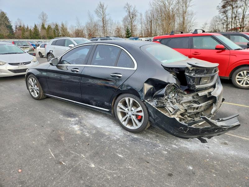 Photo 2 from auction – 2016 MERCEDES-BENZ C 300 4MAT with VIN 55SWF4KB9GU115771