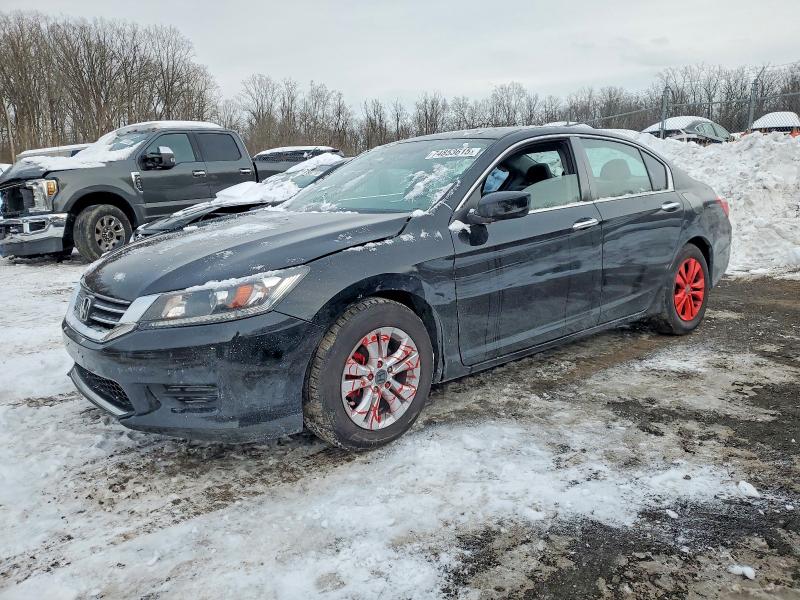 HONDA ACCORD 2015 with VIN 1HGCR2F30FA173392 - Photo from auction
