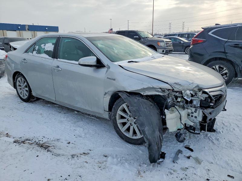 Photo 4 from auction – 2012 TOYOTA CAMRY with VIN 4T1BD1FK4CU028744