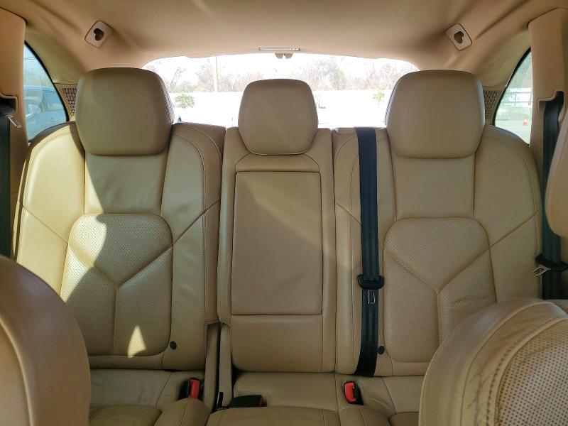 Photo 10 from auction – 2014 PORSCHE CAYENNE with VIN WP1AA2A29ELA91819