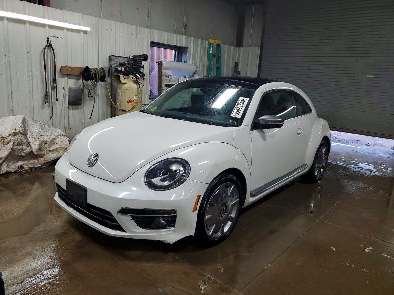 VOLKSWAGEN BEETLE 2014 with VIN 3VWJL7AT1EM653693 - Photo from auction