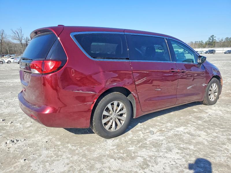 Photo 3 from auction – 2017 CHRYSLER PACIFICA T with VIN 2C4RC1DGXHR676551