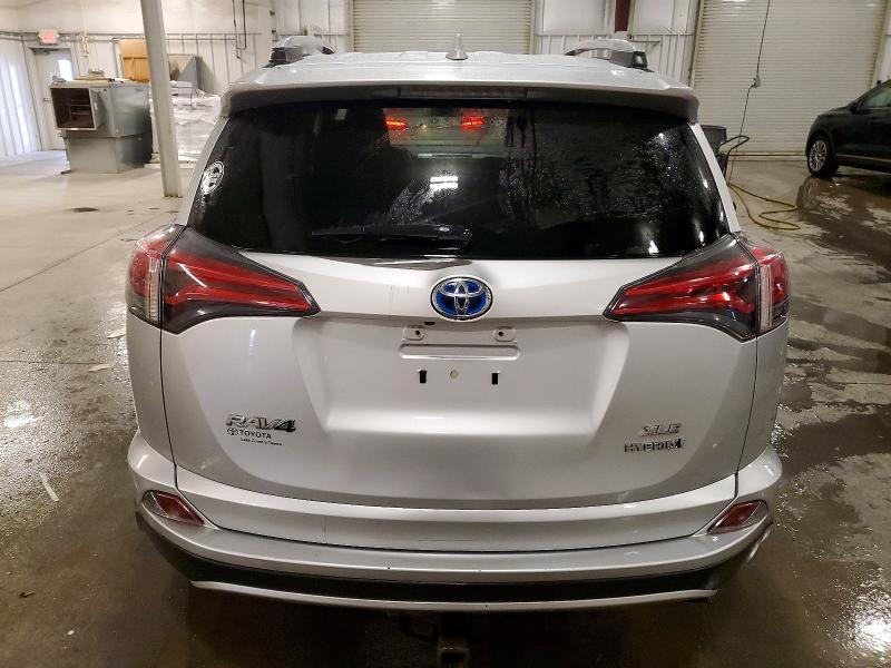 Photo 6 from auction – 2016 TOYOTA RAV4 HV XL with VIN JTMRJREV3GD029623