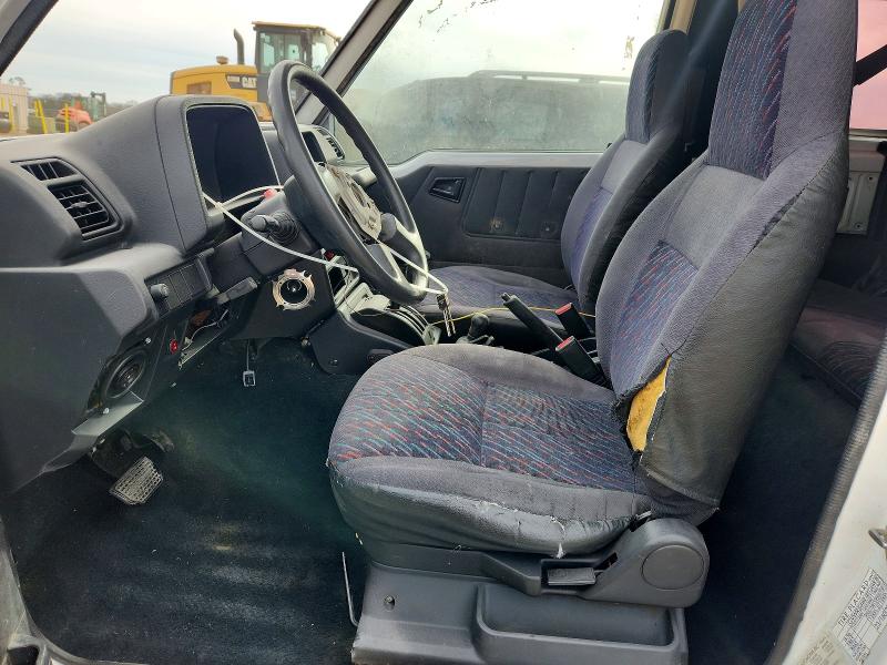 Photo 7 from auction – 1995 GEO TRACKER with VIN 2CNBJ1863S6910753