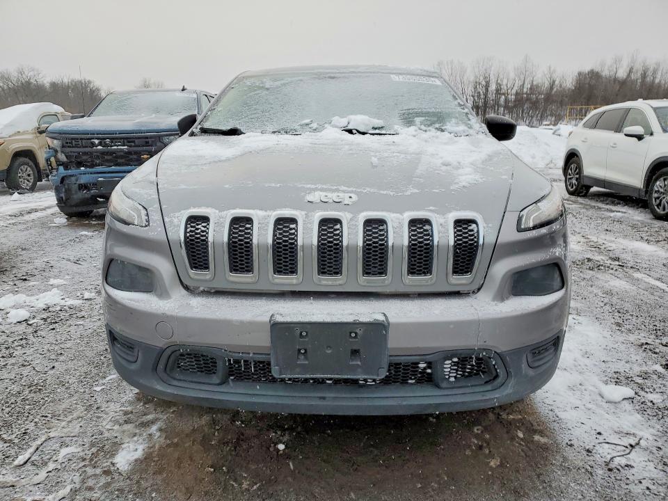 Photo 5 from auction – 2014 JEEP CHEROKEE S with VIN 1C4PJMAB8EW162465