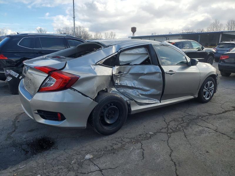 Photo 3 from auction – 2017 HONDA CIVIC with VIN 2HGFC2F50HH528405