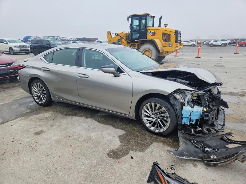 Photo 4 from auction – 2019 LEXUS ES 300H with VIN JTHB21B15K2004243