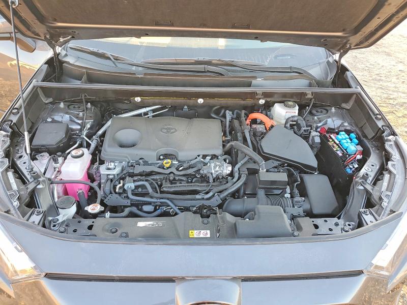 Photo 12 from auction – 2025 TOYOTA RAV4 with VIN JTMMWRFV3SD602779